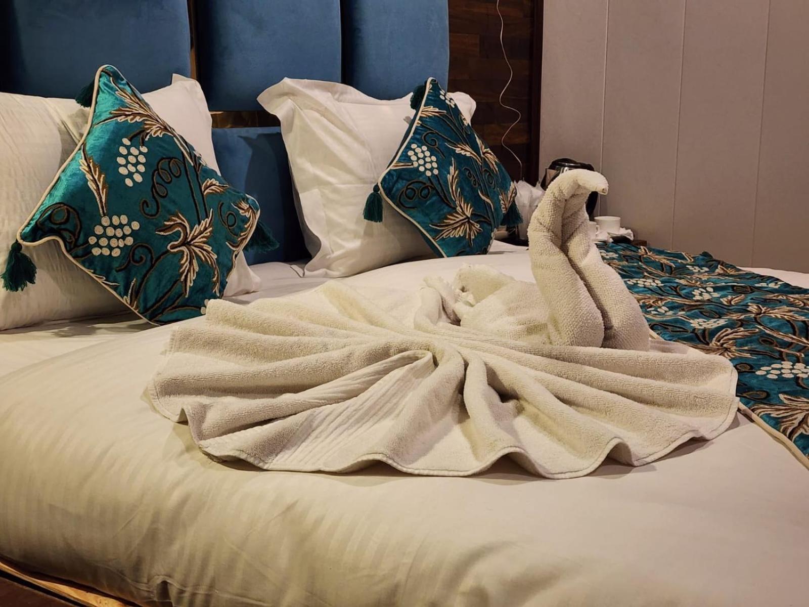 Srinagar Group Of Hotels エクステリア 写真